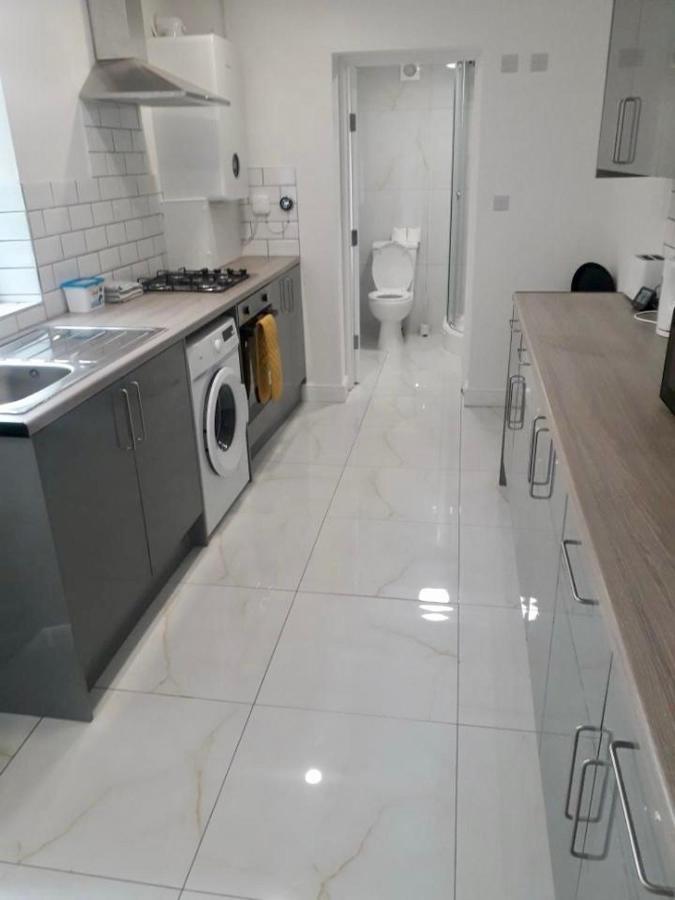 Catherine 5 Bedroom House كرو المظهر الخارجي الصورة
