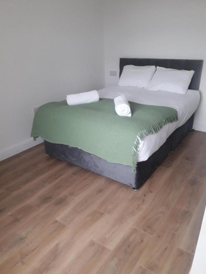 Catherine 5 Bedroom House كرو المظهر الخارجي الصورة